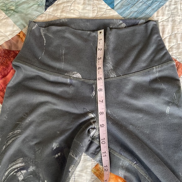 **SOLD** Alo high waist leggings - Picture 4 of 9